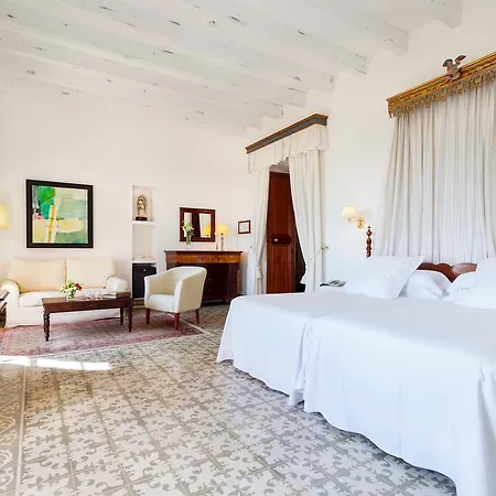 Llenaire Otel 3*
