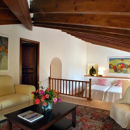 Otel Llenaire 3*